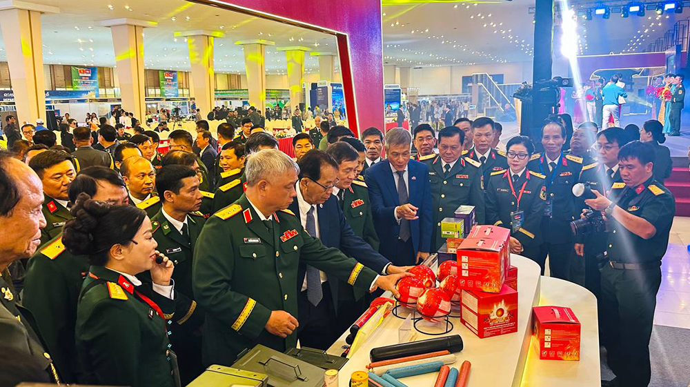 Vietnam-Cambodia Trade Expo Opens in Phnom Penh to Boost Bilateral Economic Ties