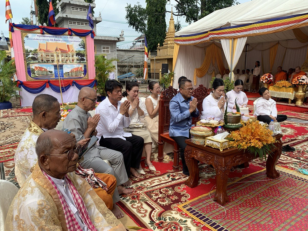 វត្តពោធិ៍ចិនតុងនឹងមានសាលាបាលីមួយខ្នងកម្ពស់២ជាន់ សម្រាប់បណ្តុះបណ្តាលព្រះសង្ឃមកពីគ្រប់មជ្ឈដ្ឋានបានសិក្សារៀនសូត្រក្នុងវិស័ព្រះពុទ្ធសាសនា